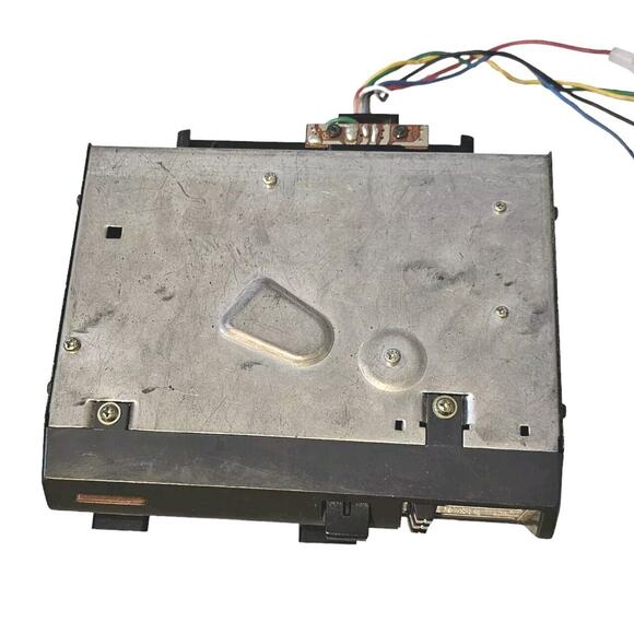 Vtg Sanyo Cassette Car Stereo Tape Player FT 402 Bracket Wires 3A Fuse Untested - Picture 4 of 9